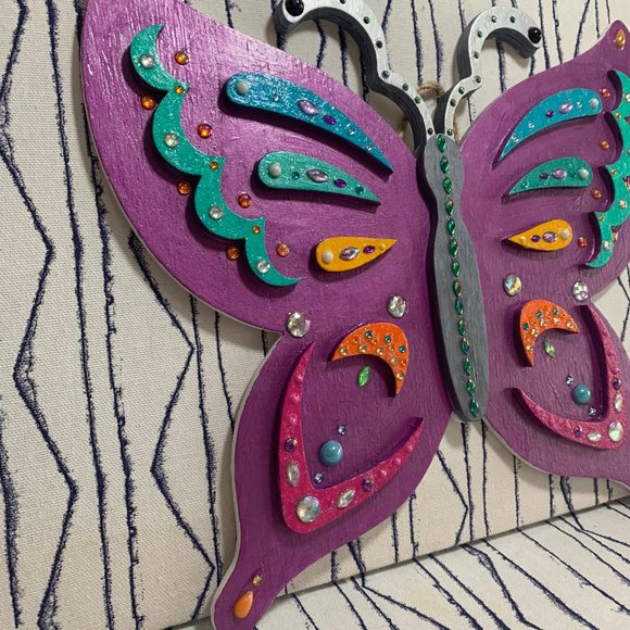 ⭐️#615- Hand Painted Wooden Butterfly - Picture 3 of 8